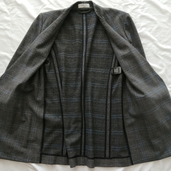 Aritzia Babaton Power Hip Blazer Macauley Glencheck Gray Blue Plaid Size 0 - Picture 7 of 17